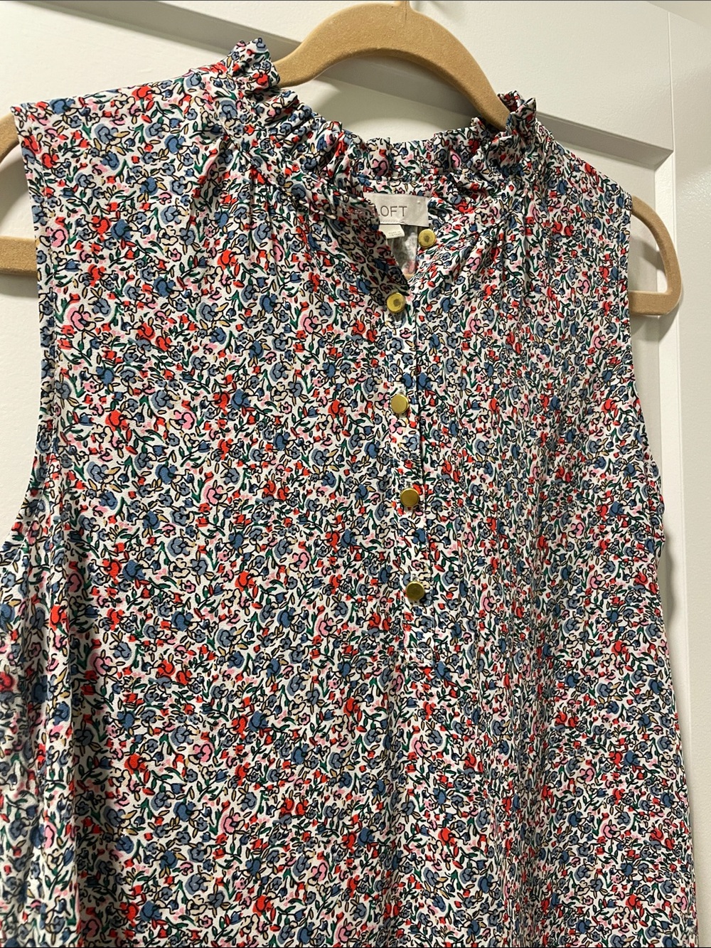 LOFT Sleeveless Floral Button Front Camisole in Navy, Red, White - Picture 2 of 5
